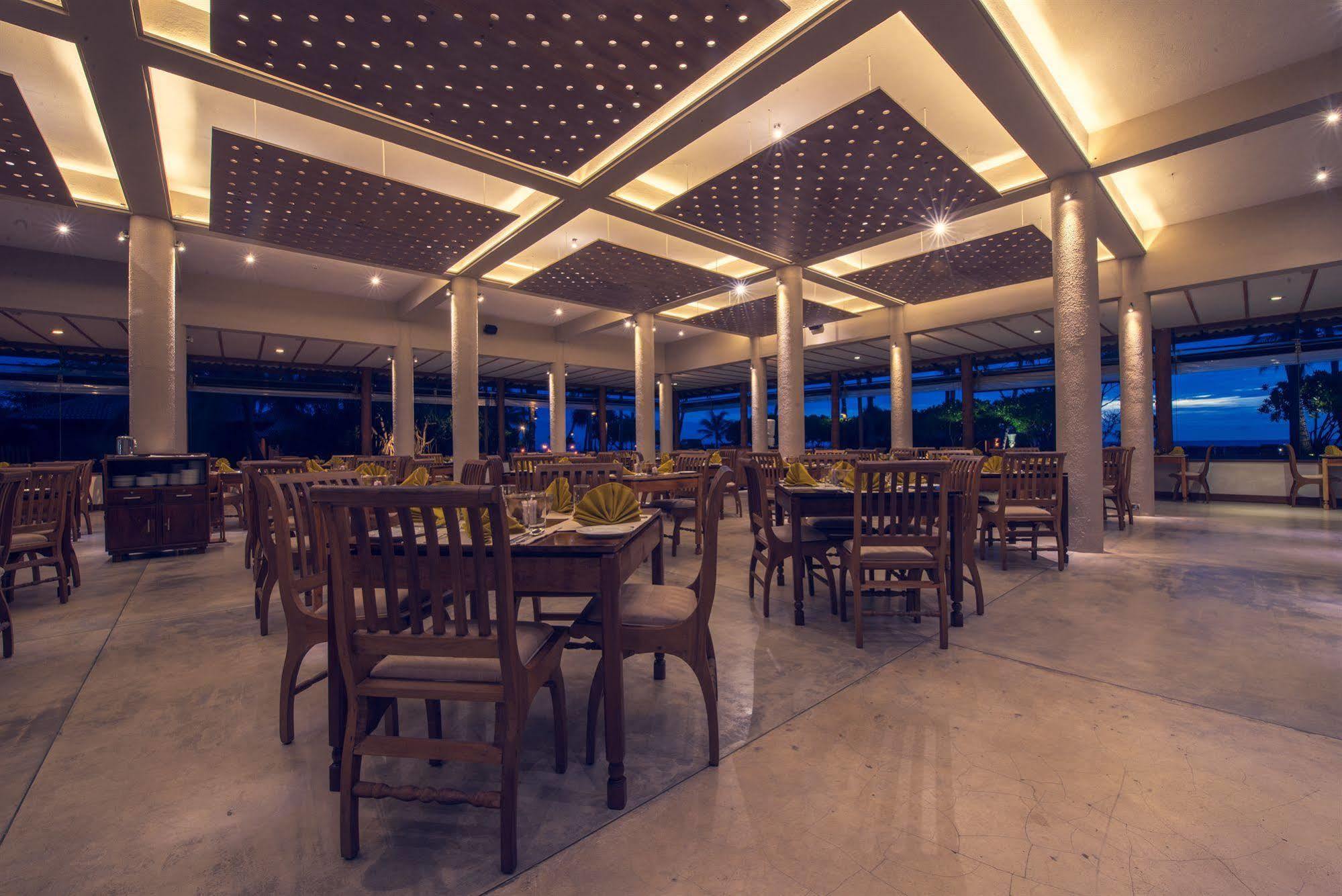 Ranweli Holiday Village Wayikkal Extérieur photo
